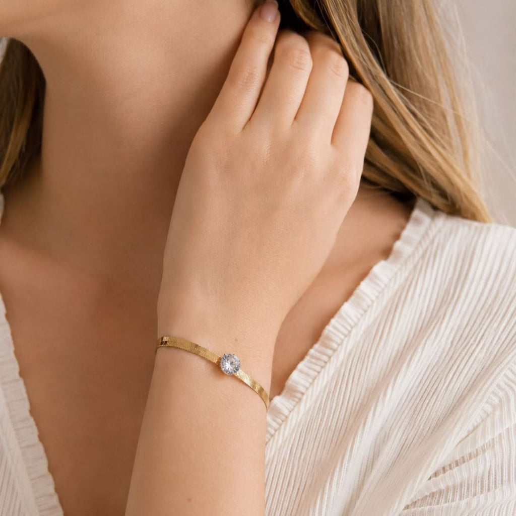 Elegant Necklace Set (Necklace, Bracelet, Ring & Earrings)