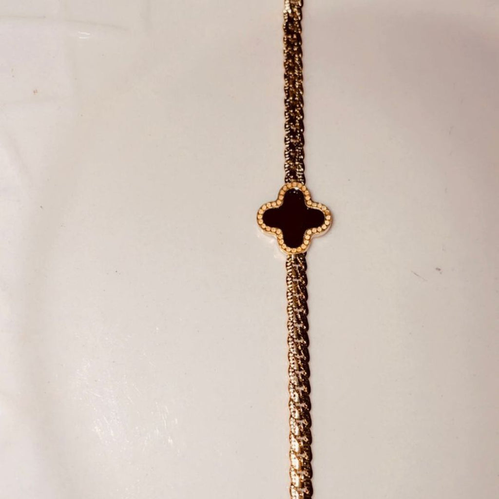 Elegant Black Clover Bracelet 🖤✨