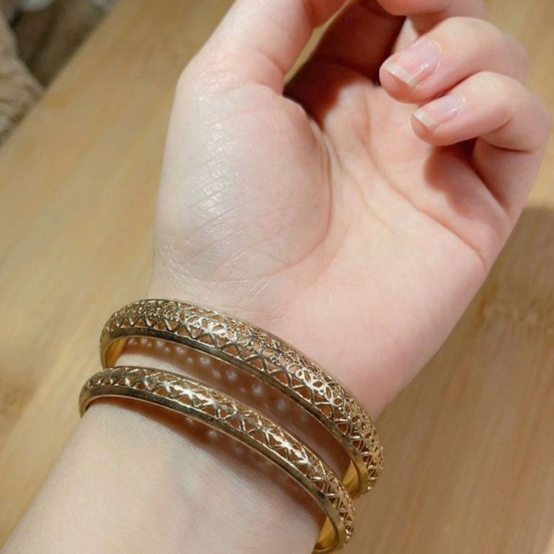 Elegant Gold Bangles Set ✨