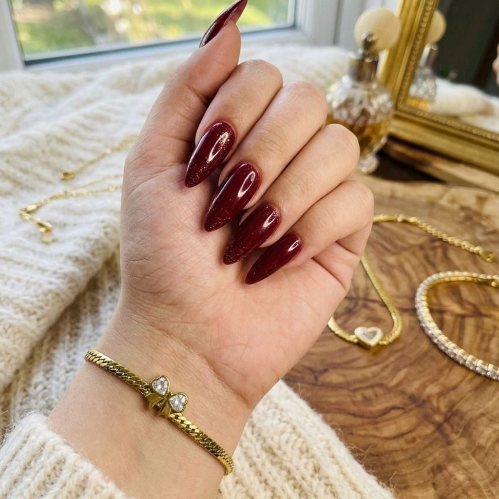 Elegant Gold Bow Bracelet