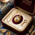 Elegant Crystal Pendant Lockit