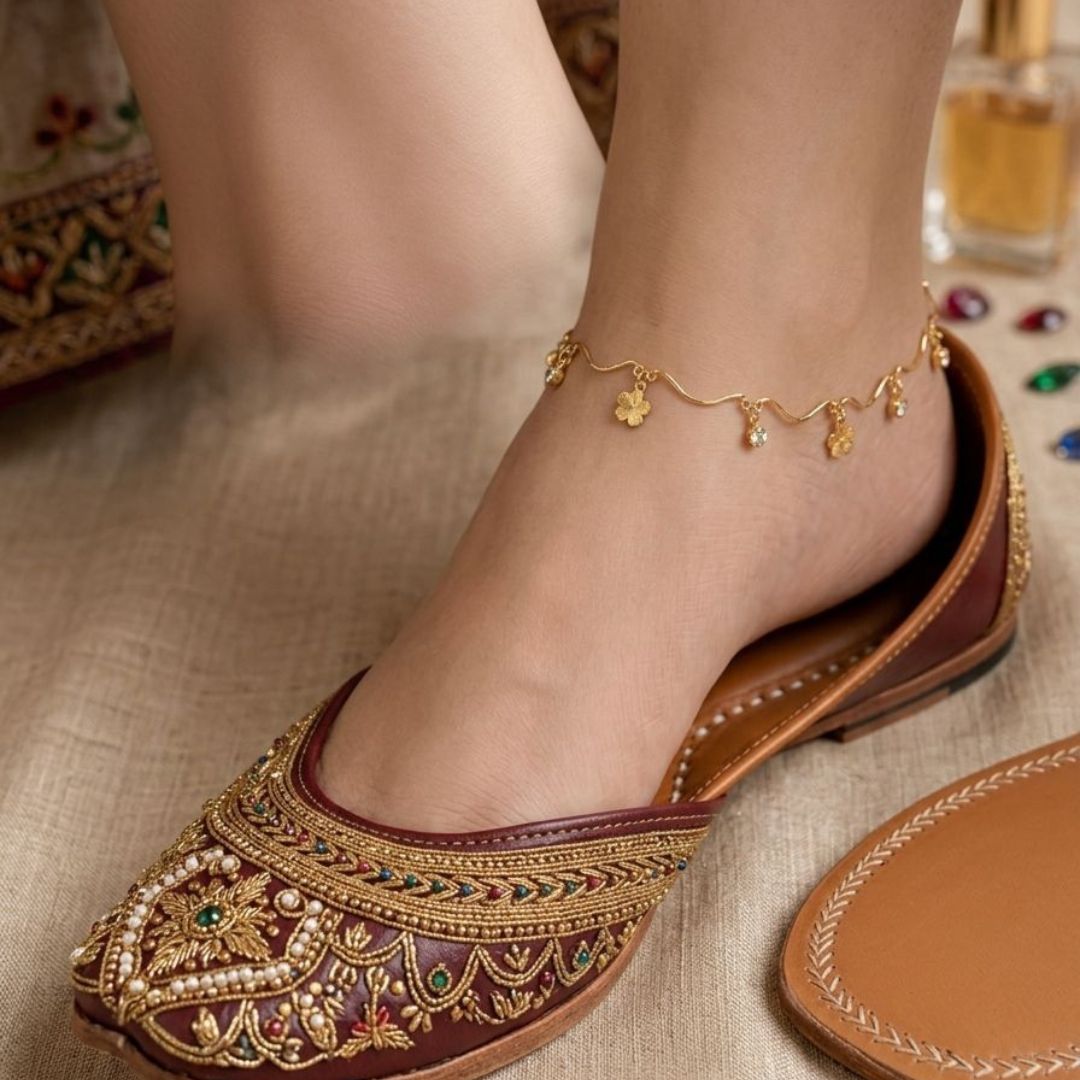 Elegant Crystal Floral Anklet