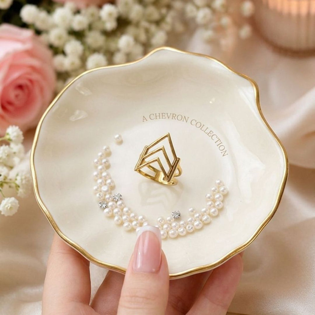 stunning Chevron Gold Ring!