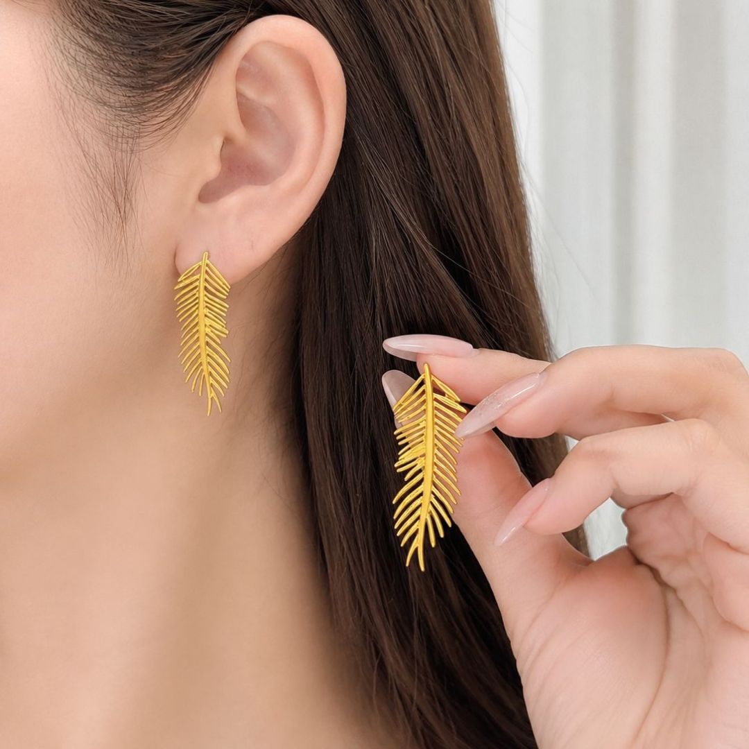 Elegant Gold Leaf Earrings