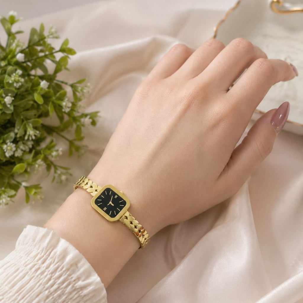Luxury Gold Square Dial Handcuff