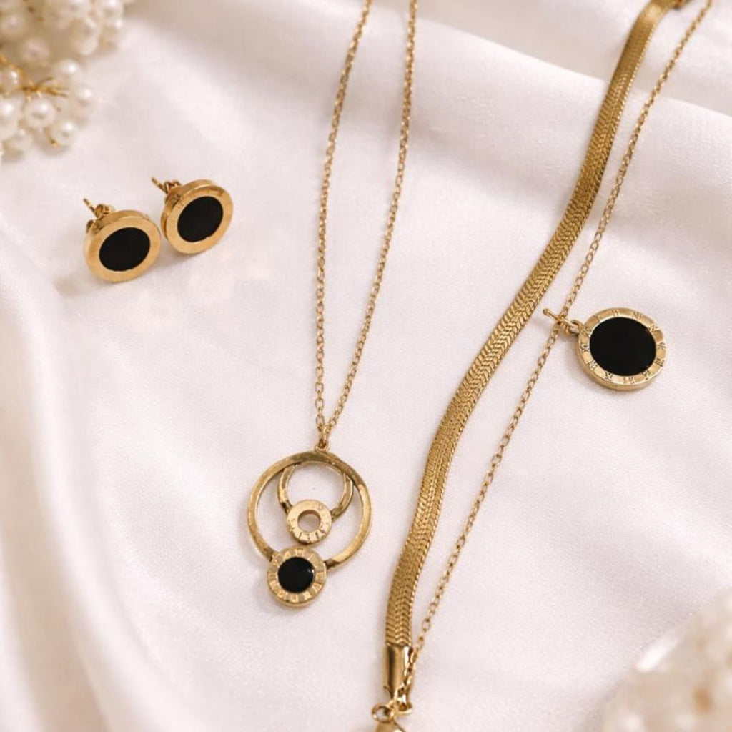 Elegant Black Stone Gold Jewelry Set 🖤💛✨