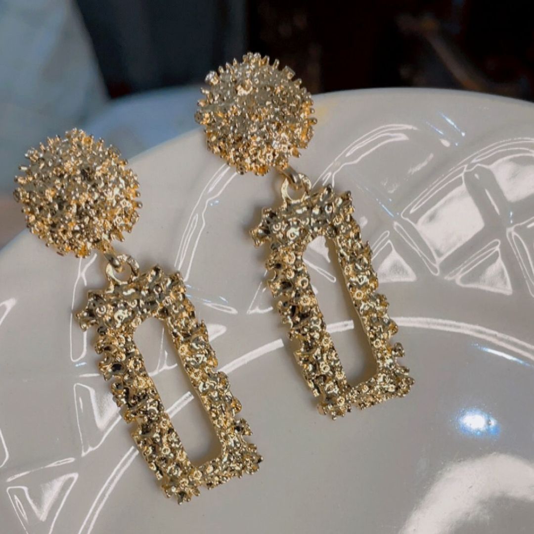 Luxury Gold Crystal Drop Earrings ✨💛