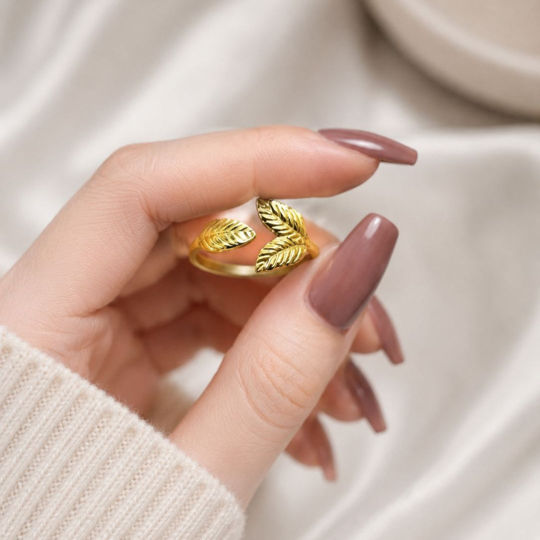 Golden Leaves Design Ring