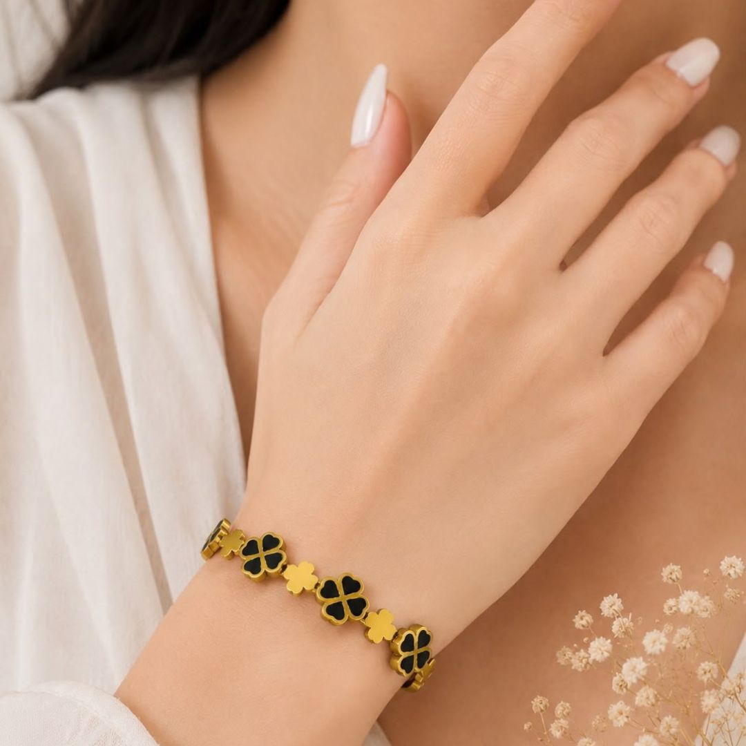 Black Clover Charm Handcuff
